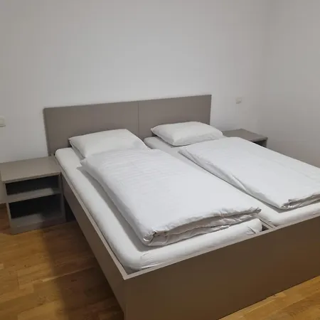 Maitschern Lejlighed *